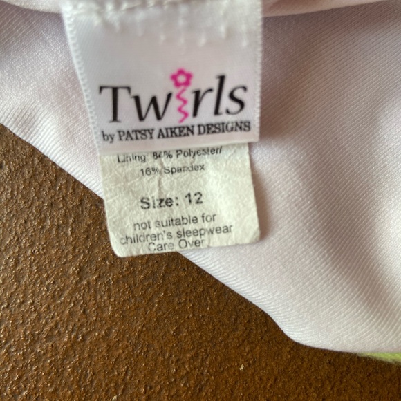 CHEZ AMI TWIRLEZ BUNDLE - Picture 8 of 8